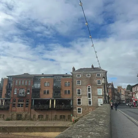 The Bridge - One Διαμέρισμα